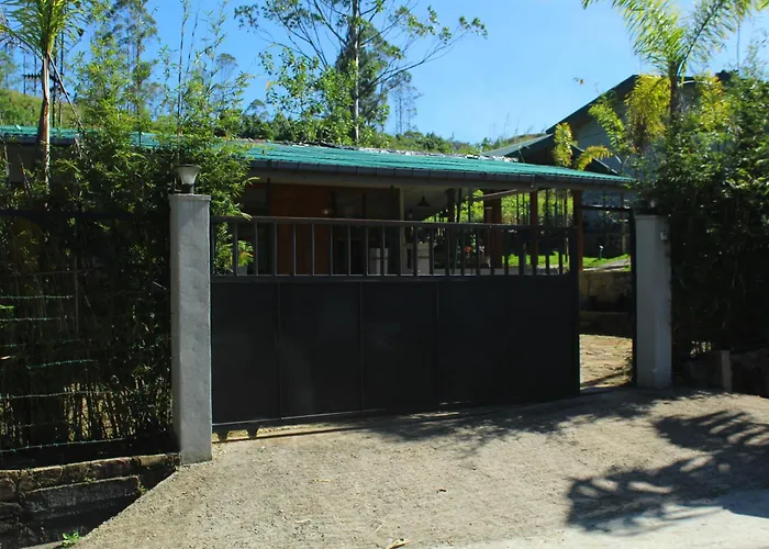 Triniton Holiday Villas
