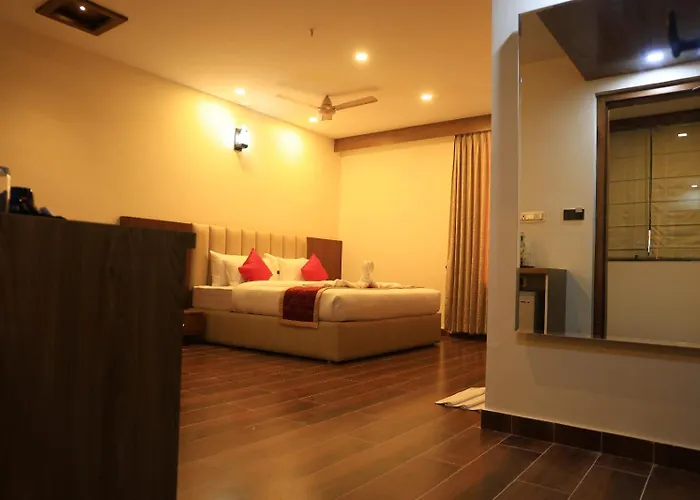 Hotel Anand Grand