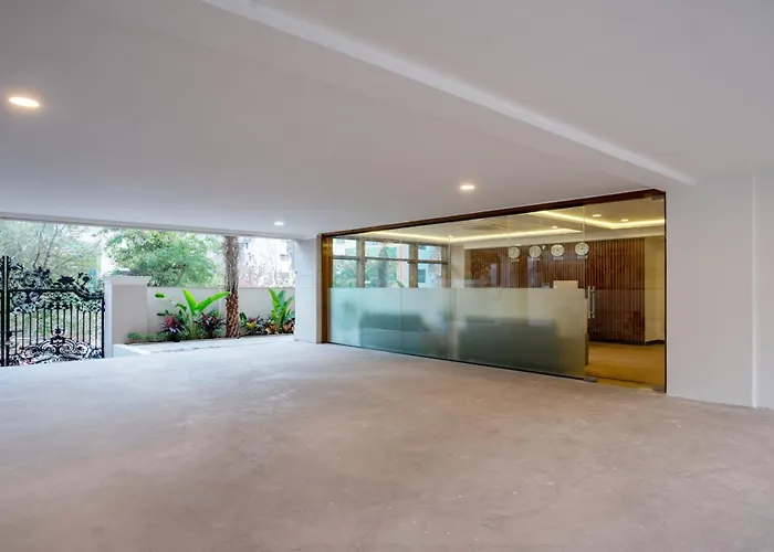 Treebo Purva Crest, Gachibowli Dlf