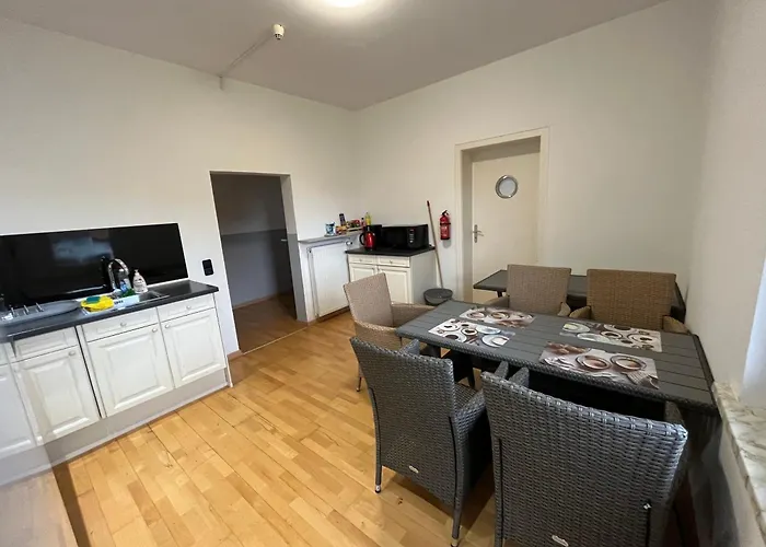 Doppeltimmer Tv-Bad-Kühlschrank-10