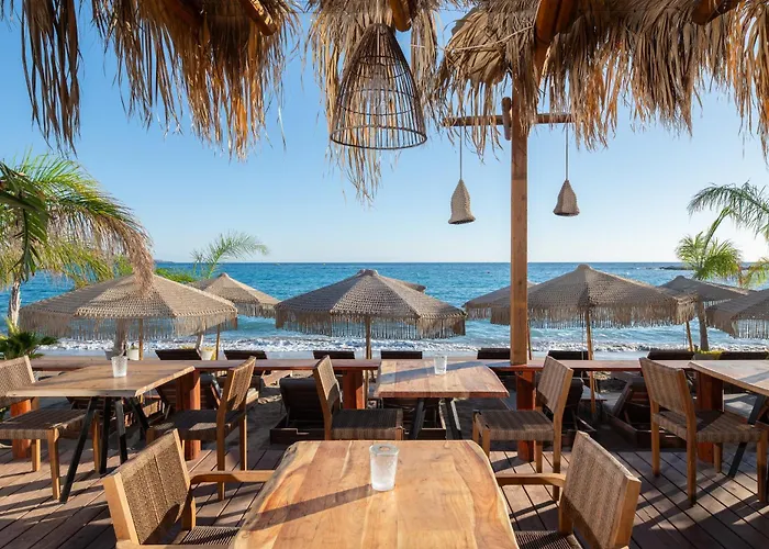 Aquarius Beach Hotel