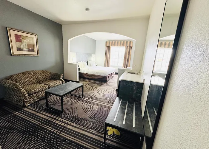 Fairbridge Inn & Suites Cleburne