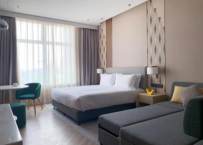 Holiday Inn Wuxi Central Station By Ihg