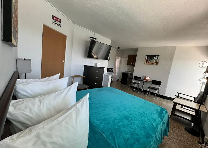 Sea Jay Motel And Marina (Adults Only)