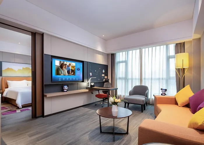 Hampton By Hilton Zhangjiajie Tianmen Mountain -Situated Opposite The Tianmen Mountain Cable Car Station -Provide Free Airport Shuttle Service - English-Speaking Customer Service