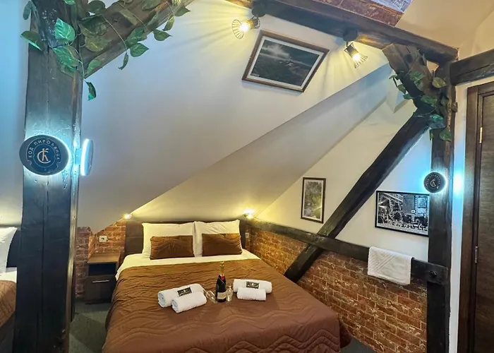 Rooms & Restaurant Pirocanac