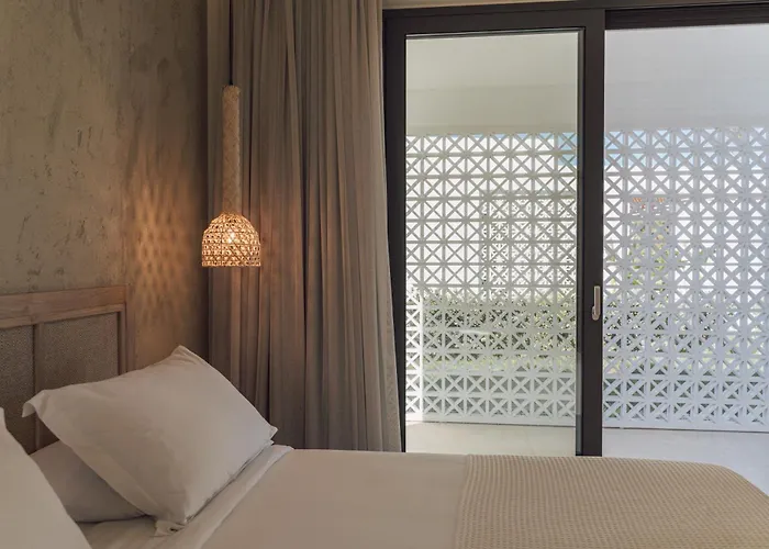 Taf Beach Villas With Tesla Car And Heated Pool