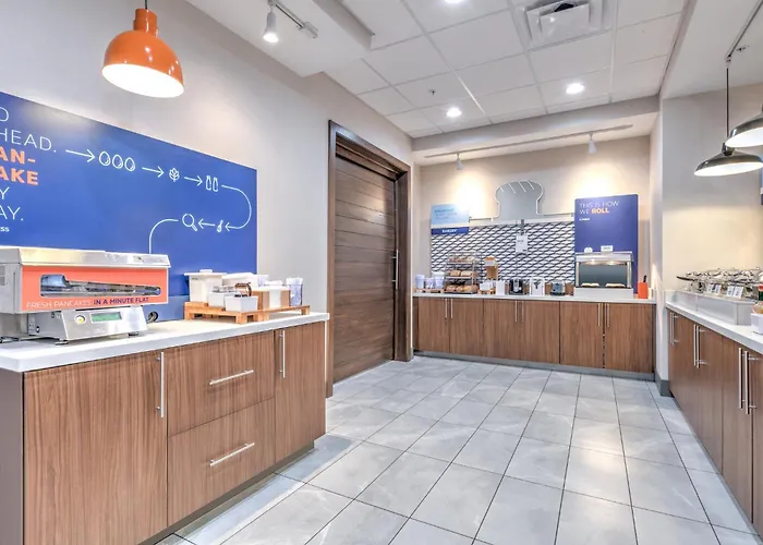 Holiday Inn Express & Suites Dallas - Plano North By Ihg