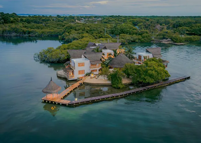 Islawa Soy Local - Isla Privada