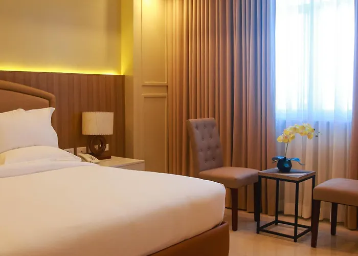 Iloilo Gateway Hotel And Suites