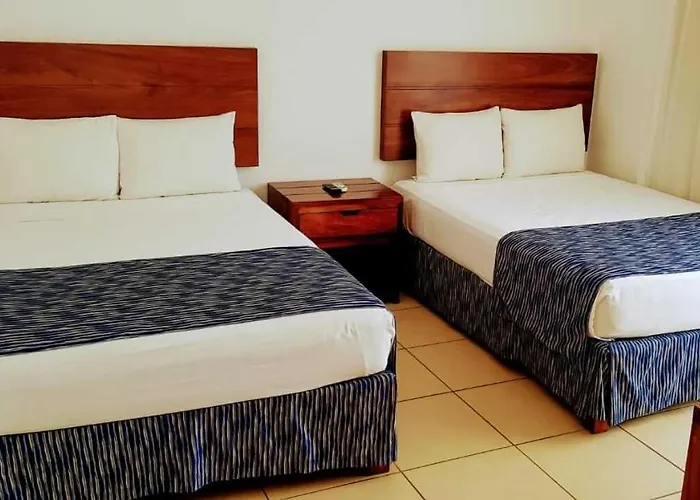 Costa Alegre Hotel & Suites