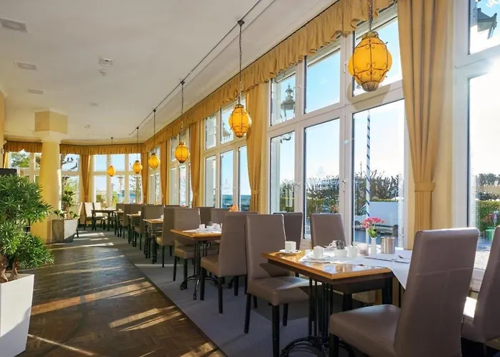 Strandpalais Luise von Preussen - Nebenhaus vom Strandhotel Preussenhof