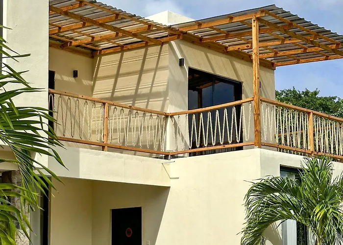 Spacious Ac Room At La Playita - Villavida