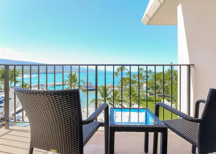 Courtyard By Marriott King Kamehameha'S Kona Beach Hotel