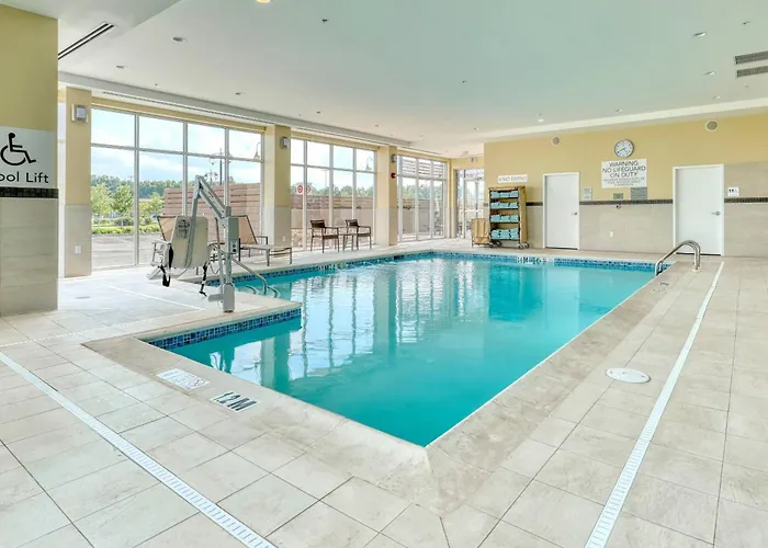Courtyard By Marriott North Brunswick
