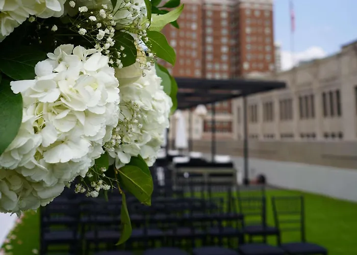 Cambria Hotel Detroit Downtown
