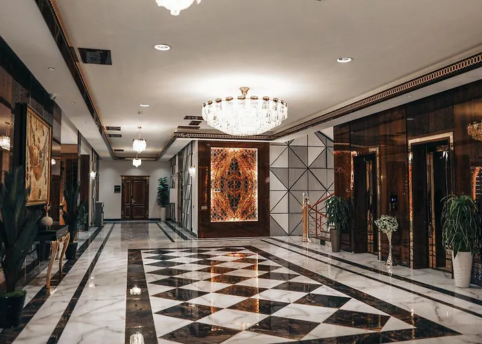 KANGURT Grand Hotel