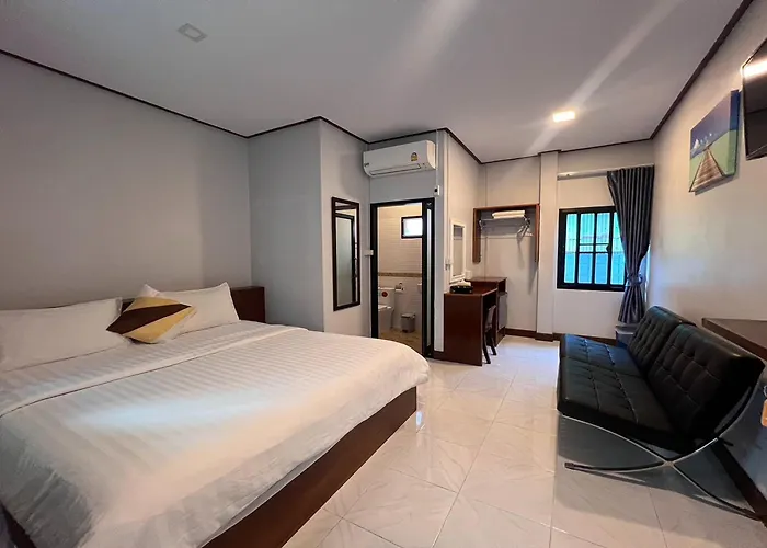 Lan Bua Resort