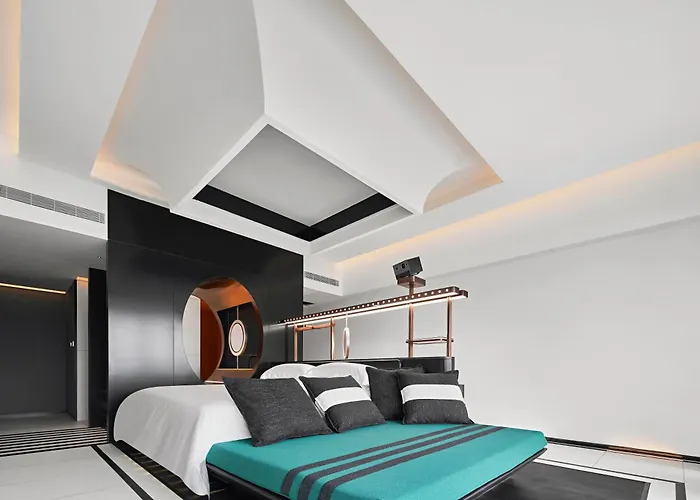 Chongqing Mc Maiyue High-Altitude River View Hotel