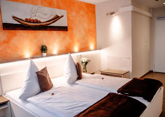 Central Hotel Garni