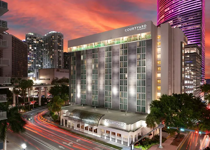 Courtyard Miami Downtown Brickell Area Hotel