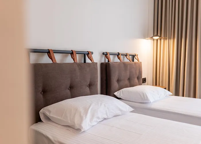 Kamara Rooms
