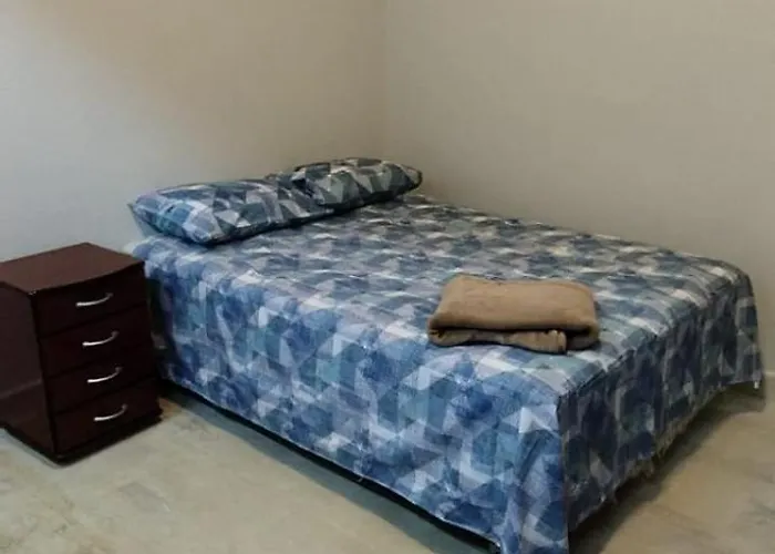 Suítes independentes com acesso independente e privativo - Não é casa compartilhada