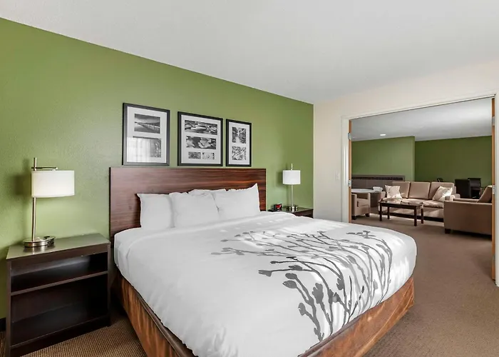 Sleep Inn & Suites Charles City