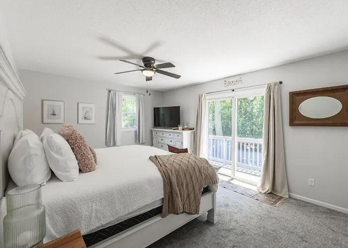 Coastal Comfort Meets Beachside Bliss