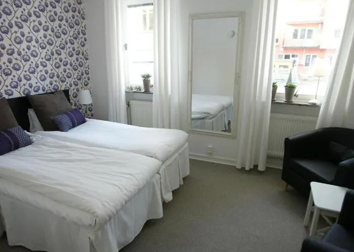 Riverside Stay At Hotel - Aengelholm