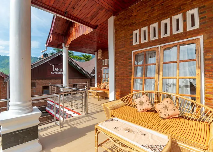Tabo Cottages
