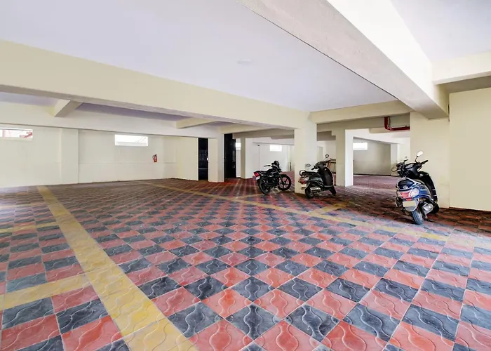 Super Hotel O Murali Nagar Near Nad Junction