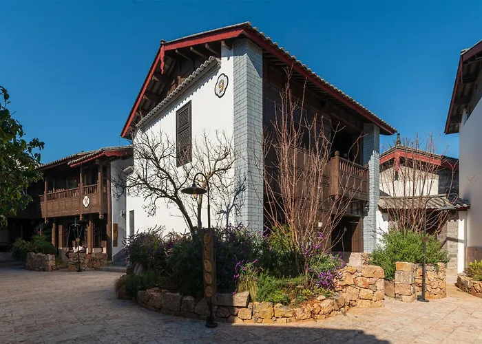 Paralloge Hotel