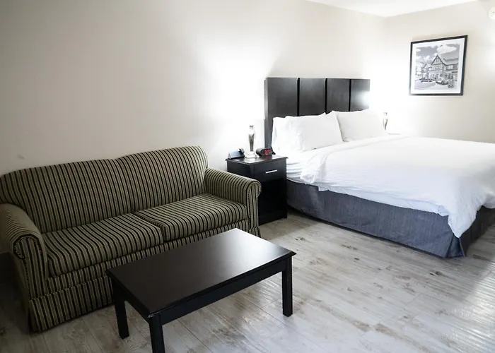 Lucille'S Hotel, Restaurant, & Bar
