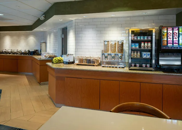 Fairfield Inn & Suites Jackson Airport