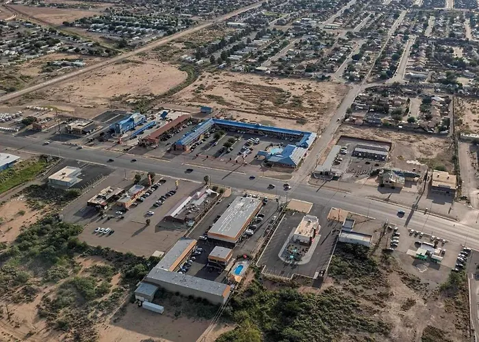 The Classic Desert Aire Hotel