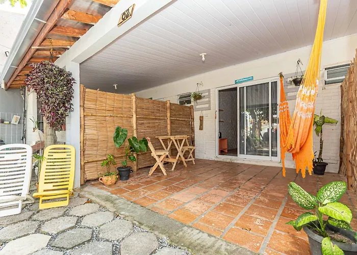 Memora Guesthouse Pontal do Paraná - Suíte a duas quadras da Praia e perto da Ilha do Mel