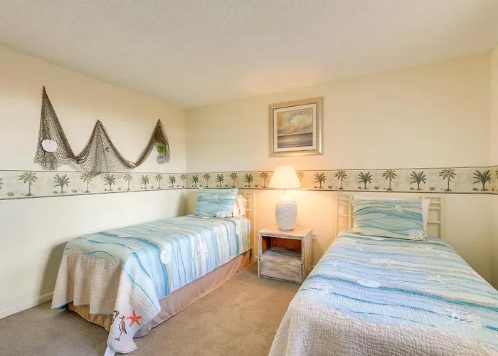 Central Cocoa Beach Condo W/ View, Steps To Beach!