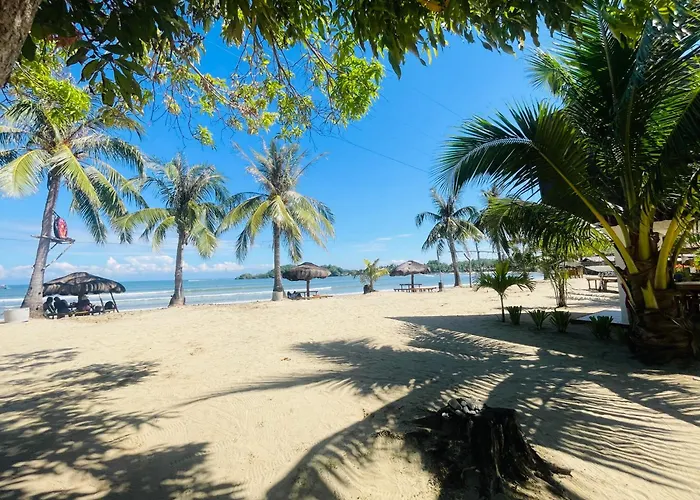Bolo Hills Beach Club And Residence