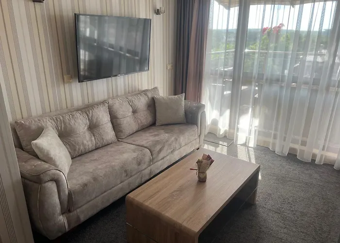 Hotel Lazur