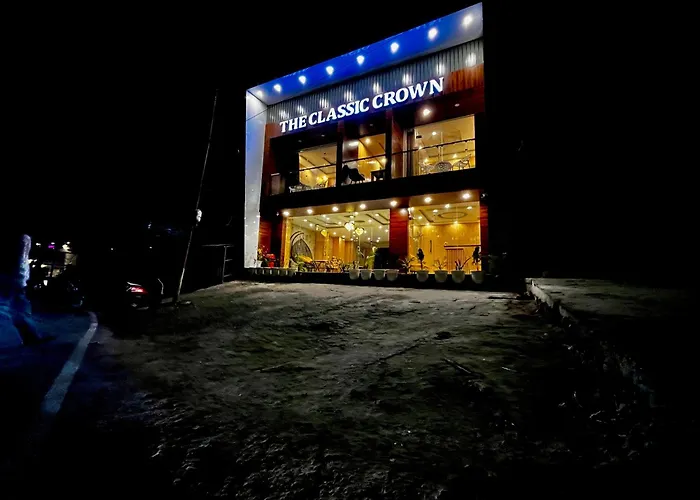 The Classic Woods Palace - #Mountain View #Open Terrace #Parking #Premium Rooms With Balcony #Best Selling Hotel In Mussoorie