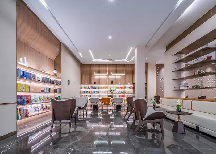 Atour Hotel Panzhihua East District Jinhai Century City