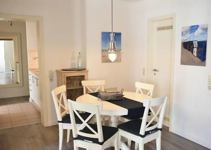 Ferienwohnung 206 Juist Strandburg für 2 bis 5 Personen mit Schwimmbad und Sauna