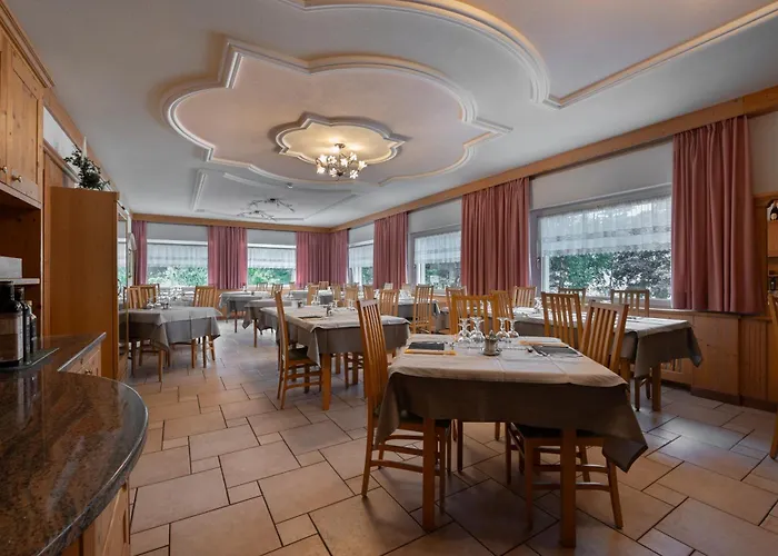 Hotel Mary
