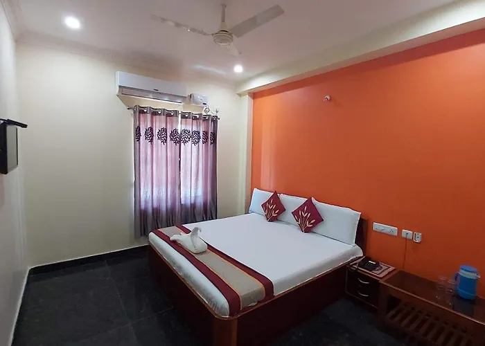 Hotel Knr Grand