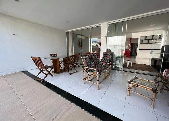 casa de praia com piscina para famílias