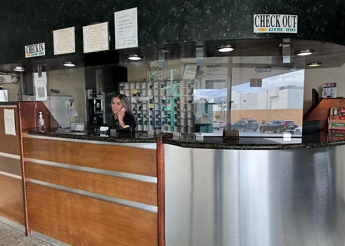 R Inn De Tijuana