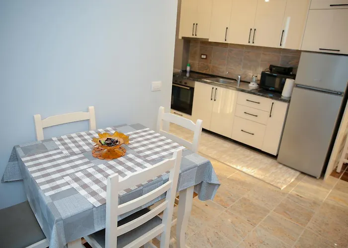 Fishta Apartments Q5 33