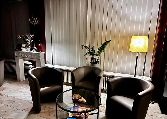 City Hotel
