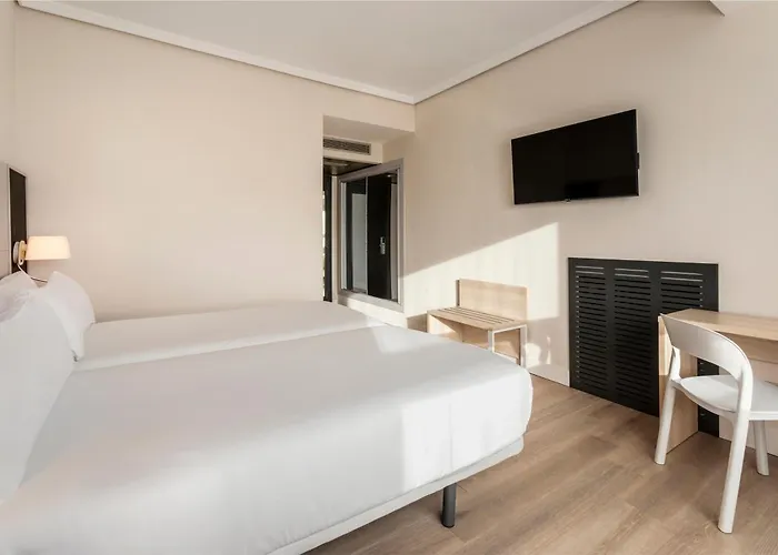 B&B HOTEL Vitoria General Álava